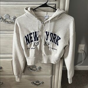 Rue21 Cream Zip-Up Hoodie